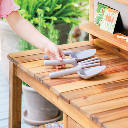 G78200 Martha Stewart Outdoor Potting Bench Lifestyle 5506