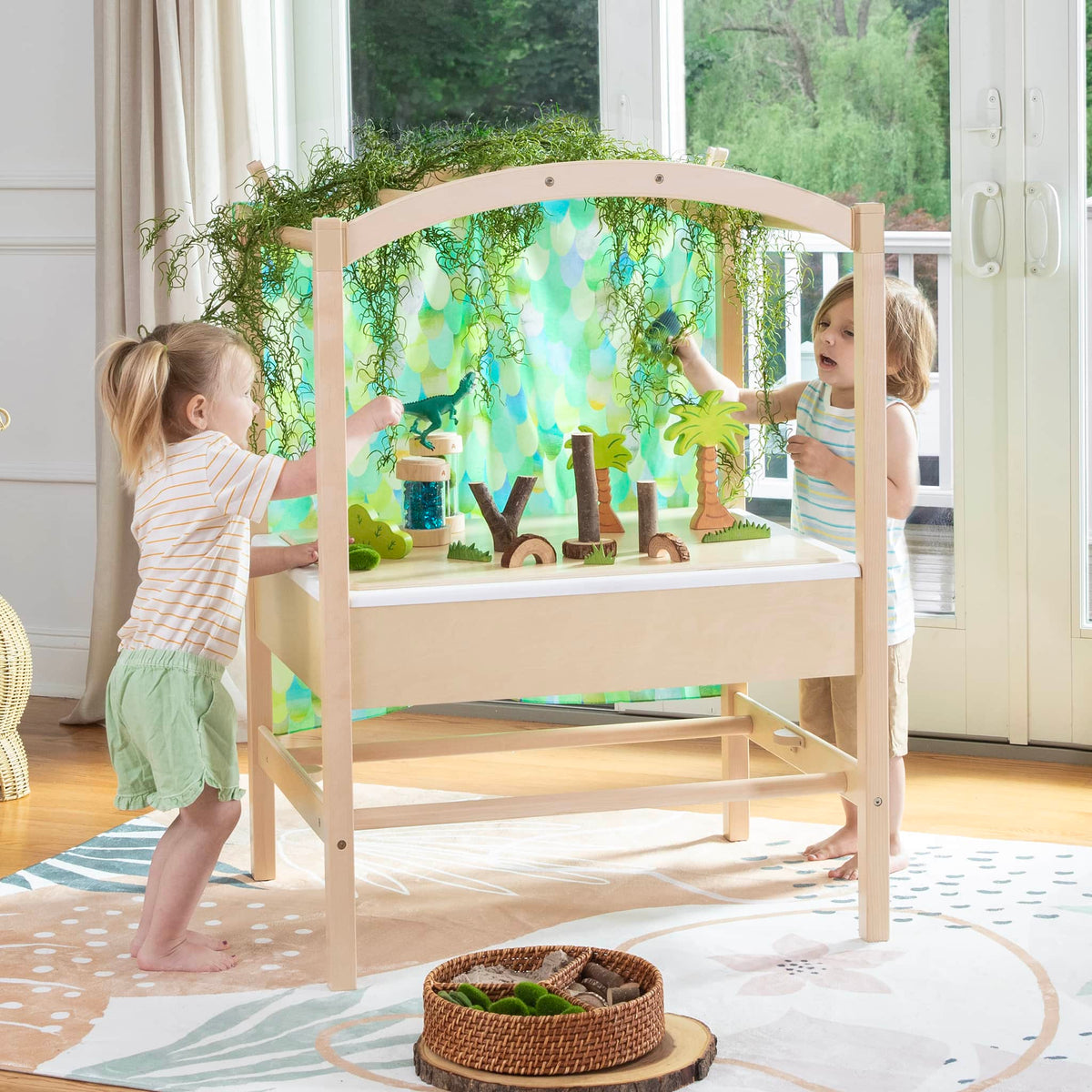 G31001 Sensory System Table Lifestyle 041