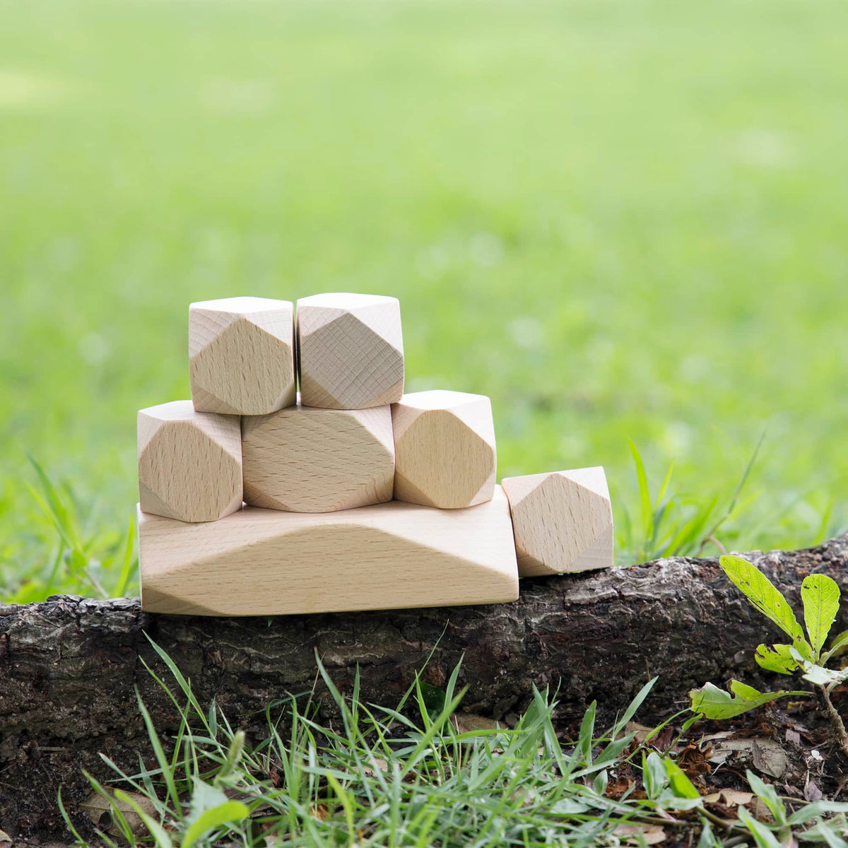 G6772 Wooden Stackers Standing Stones 6