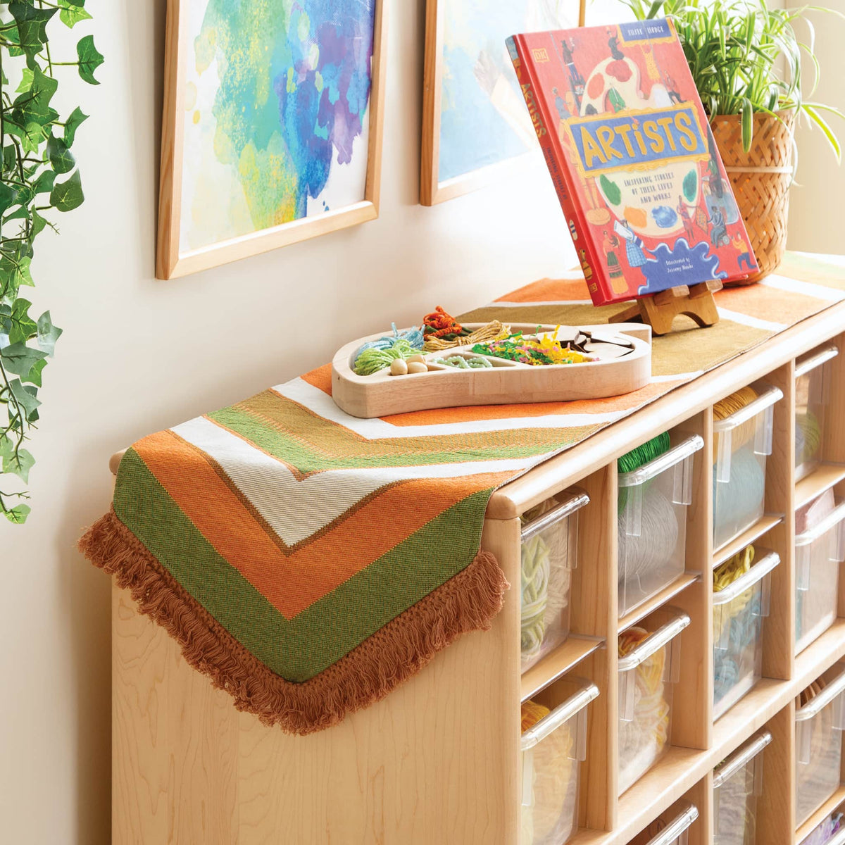 U7236 38023 Earth-Tone Decorative Runner Env 1