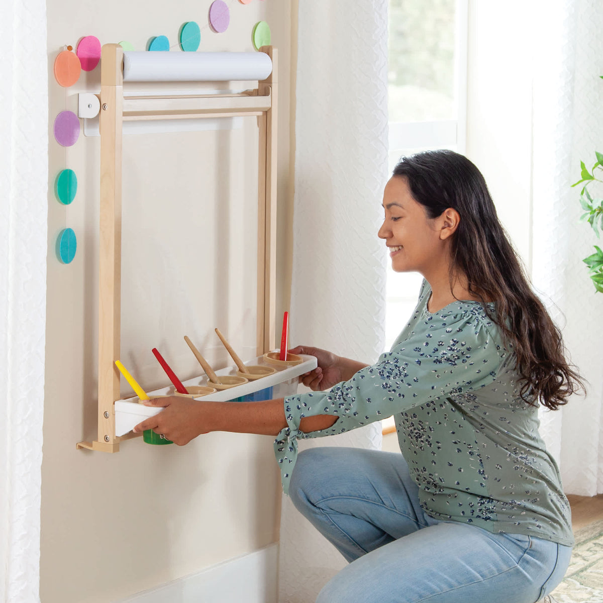 G31003 Sensory Sytem Easel Lifestyle 6446