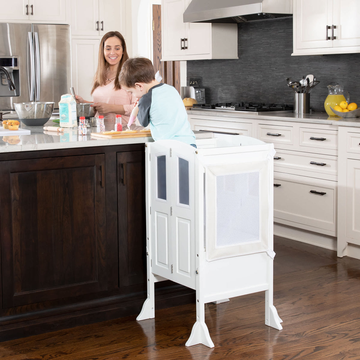 G97500 Martha Stewart White Lifestyle Detail 2 | Linen White