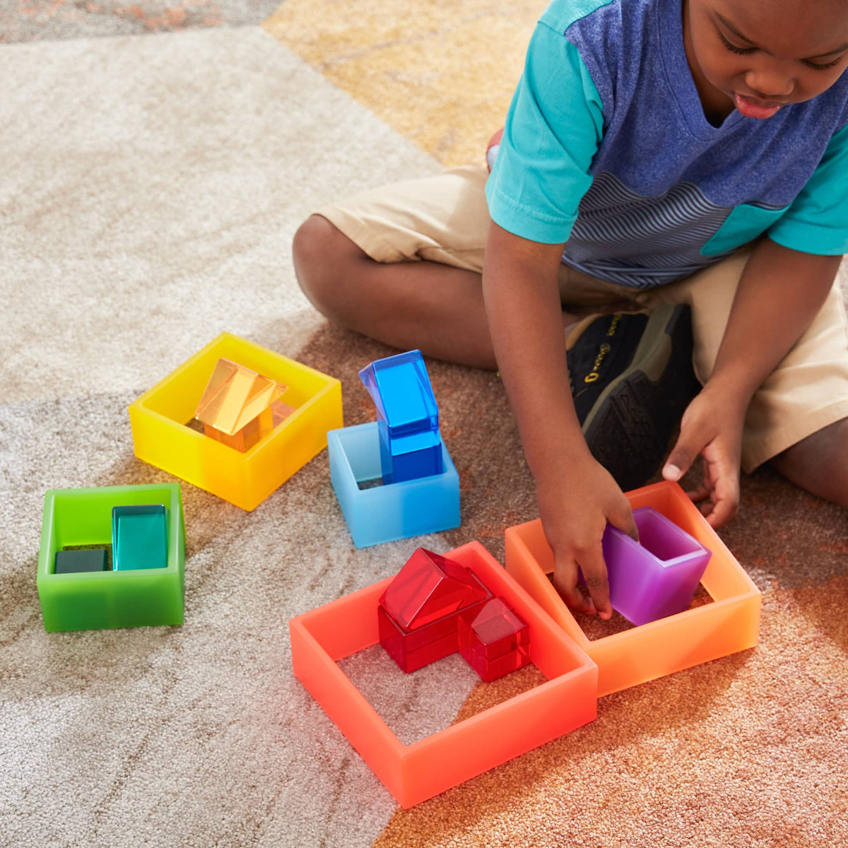 300615 Discovery Squares Primary Lifestyle 5 | Multicolor